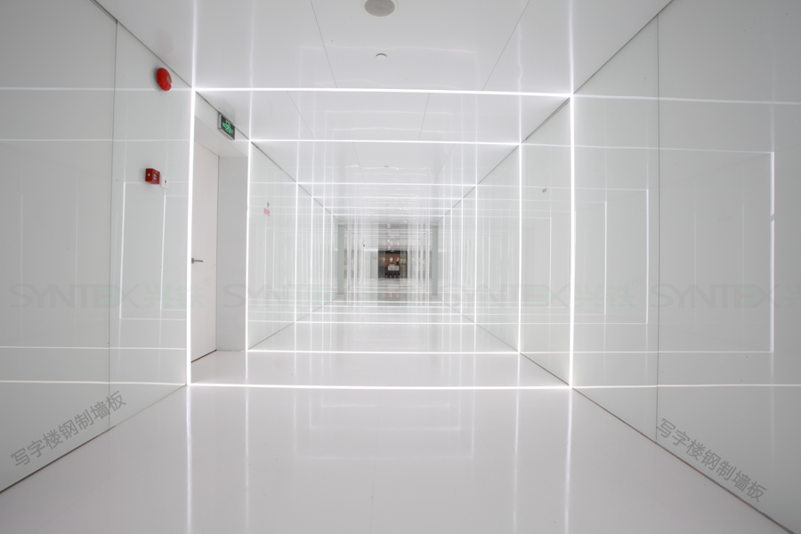 現(xiàn)代時尚鋼制墻板